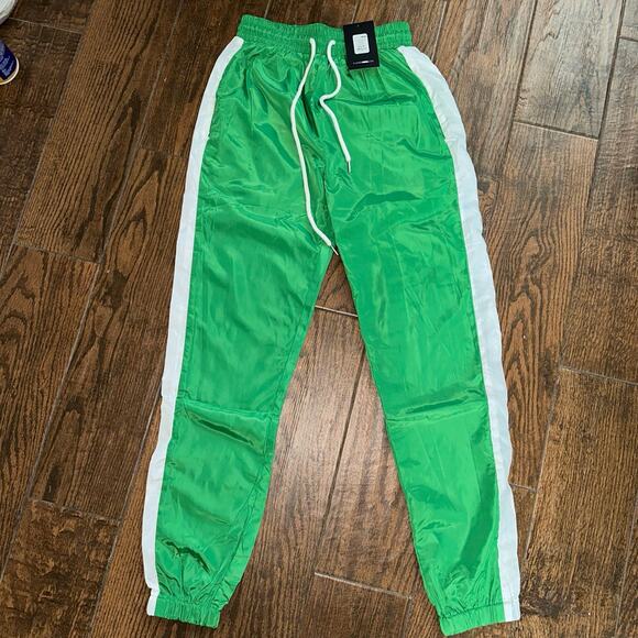 Fashion Nova joggers - Picture 3 of 4